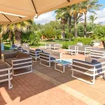 Garden 4*
