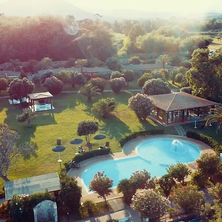 Garden 4*