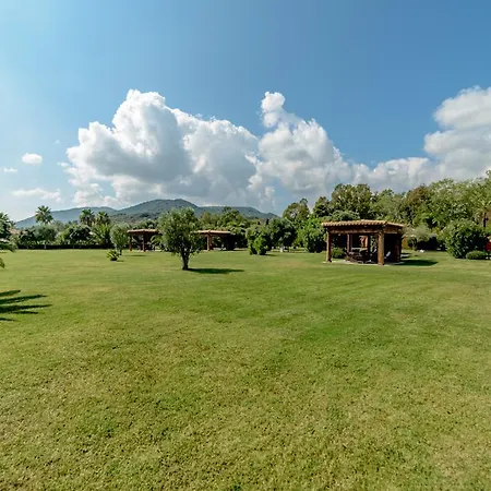 Resort Garden