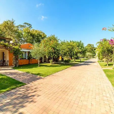 Garden 4*